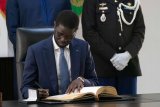 Expresso : Bassirou Diomaye Faye efface l’étrange décret de Macky Sall, les secrets d’une décision